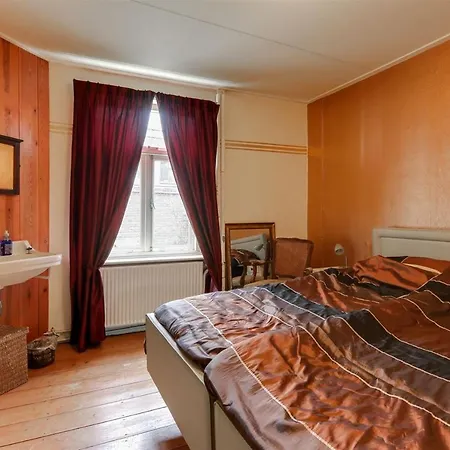 The Old Gatehouse Apartment *