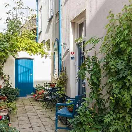 The Old Gatehouse Apartment *