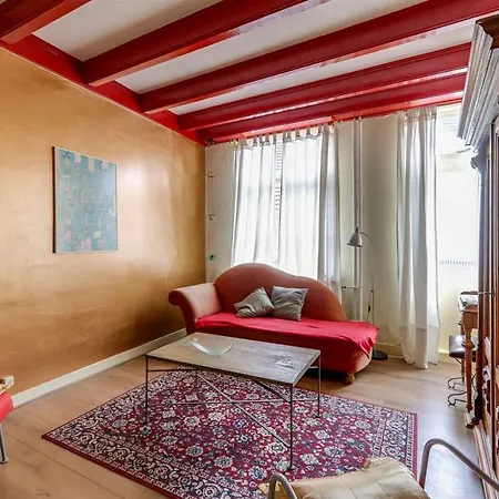 The Old Gatehouse Apartment 's-Heerenberg